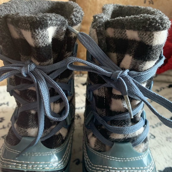 Vintage Sketchers thinsulate woman’s boots size 8 “one of a kind” - Picture 8 of 16